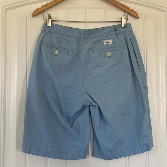 Vineyard Vines Club Short Size 30 - Picture 2 of 5